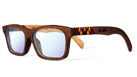 Lentes huicholes para computadora, de madera, luz azul, armazón para lentes graduados, fondo blanco, modelo ónix fuego